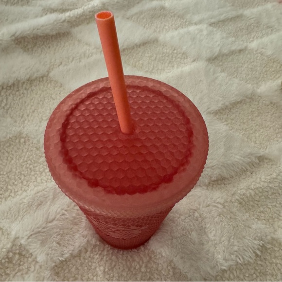 Starbucks Pink Grande Cup. - Picture 3 of 4